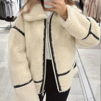 Leocadia | Luxe lamswollen korte jas