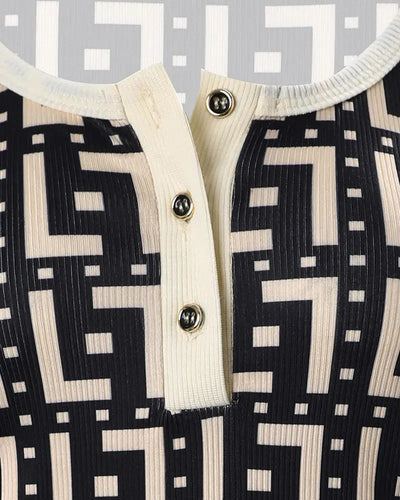 Damestop met geometrische print