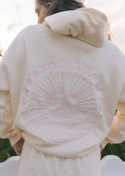https://cdn.shopify.com/s/files/1/0741/0774/8619/files/cream_523601c8-625f-4b32-9ba9-f17bd47c3228.webp?v=1721660192