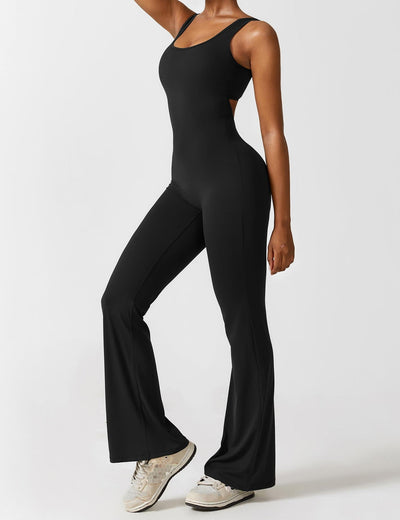 Venus | V-Rug Flared Jumpsuit