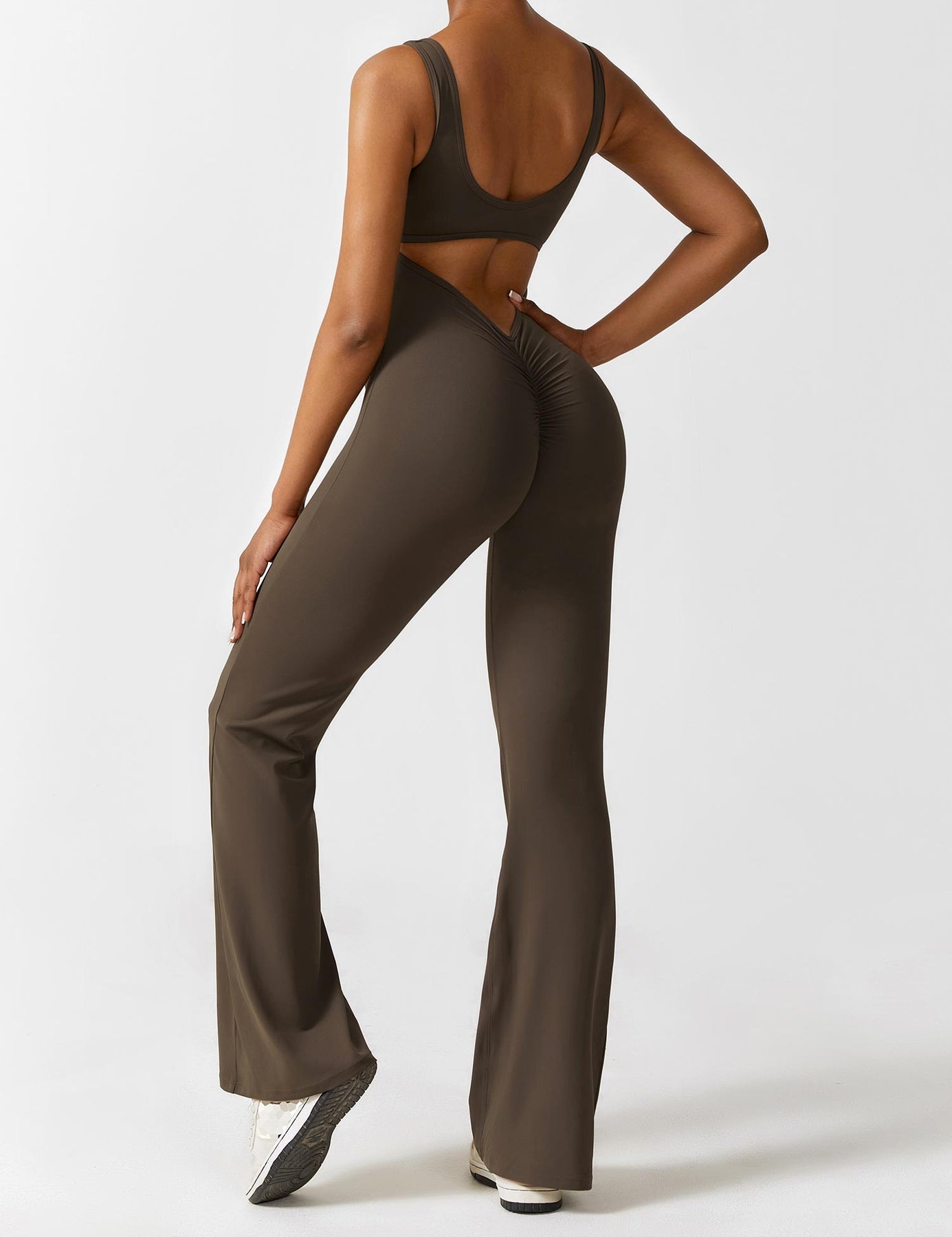 Venus | V-Rug Flared Jumpsuit