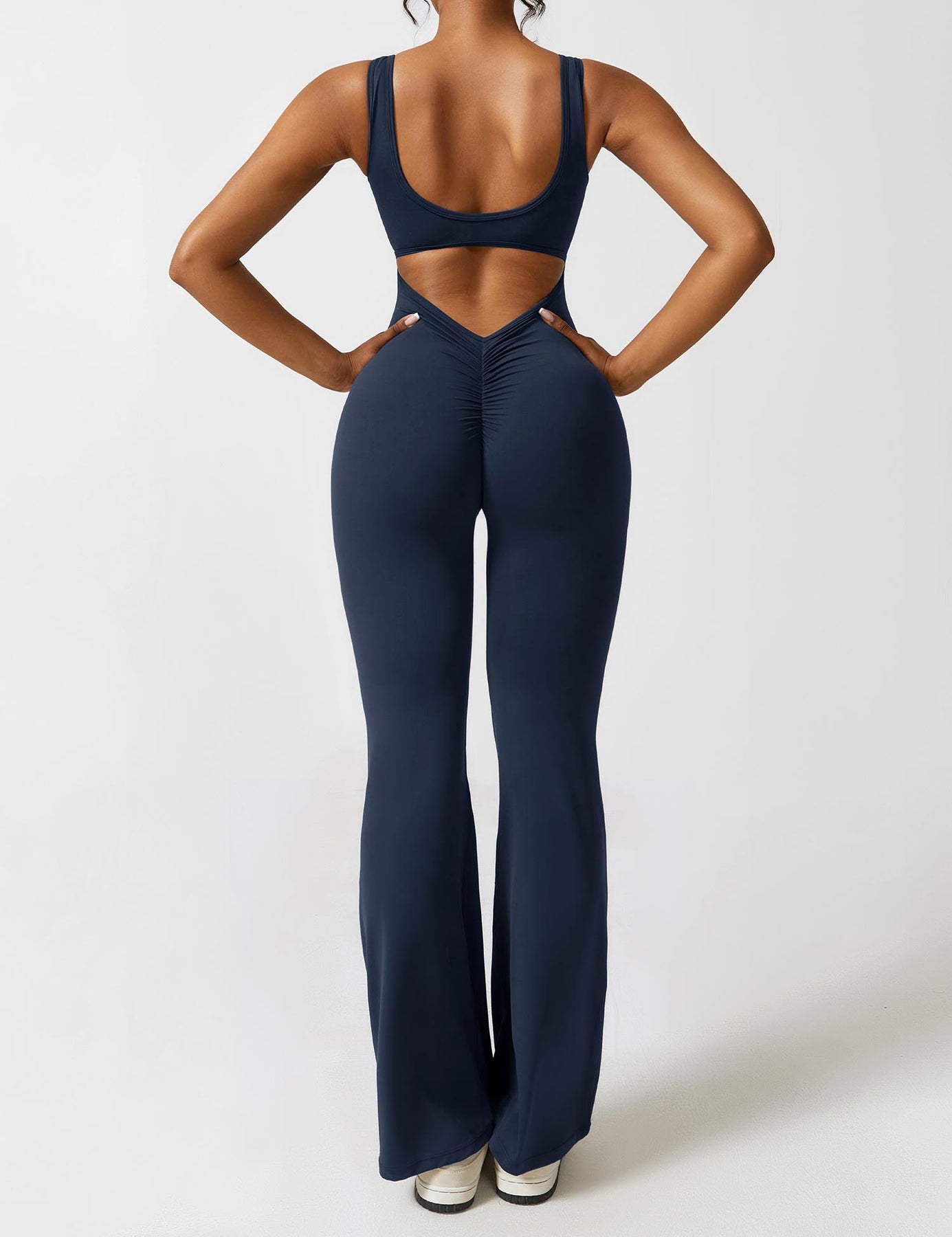 Venus | V-Rug Flared Jumpsuit