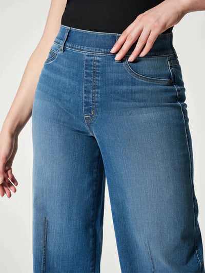 Fyre™ | Wide Leg Pull-on Jeans