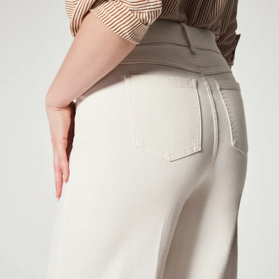 Fyre™ | Wide Leg Pull-on Jeans