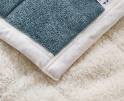 Cozysheet | Het fijnste Driedubbele dikke deken voor in de herfst en winter!
